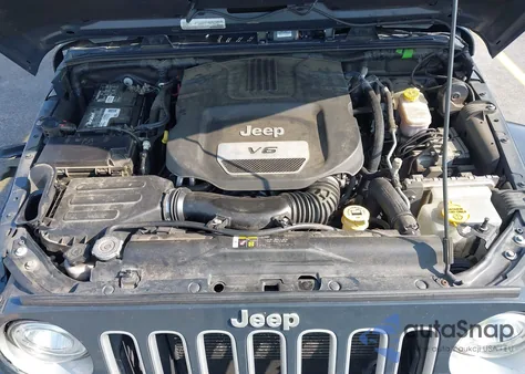 2017 Jeep Wrangler Unlimited Chief Edition 4X4 z USA, uszkodzony, nr VIN 1C4HJWEG3HL648158